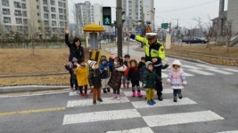 익산경찰서 어린이 대상 교통안전체험장 실습교육