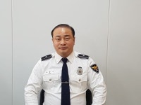 야로면 월광회전교차로 내 연등 설치 | 회전교차로 통행할 땐 진행차량에 양보하세요!