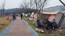 익산 금강변 아름다움 그대로 웅포관광지 캠핑장