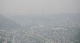 건조한 날씨, 산불과 미세먼지 주의보