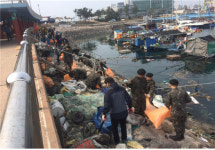 군산지역 해양수산인 비응항 해양 정화활동