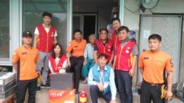 순창우체국 독거노인·사회복지법인 생필품 전달
