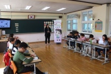 부안군선관위, 부안우덕초에서 민주시민 미래유권자 토론대회 실시