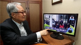 이북에 있는 동생에게 항상 미안해요