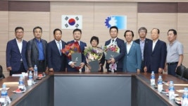 몽블랑제(주)전주점 | 롯데쇼핑(주)전주점, (주)강동콘크리트, (유)술소리 전북도지사 표창