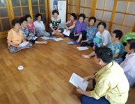 정읍 상교동주민센터·지역사회보장협의체, 경로당 안전용품 등 전달