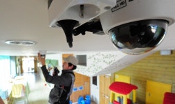 여성 1인 근무 보건지소, 비상벨과 CCTV 태부족