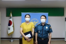 완주경찰서, 보이스피싱 검거 유공 민간인에 감사장