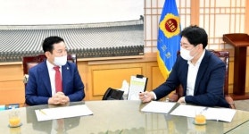 최찬영 의원, 송지용 의장 면담 임산물 택배비 지원 건의