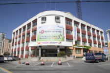 한국노총 익산시지부, 익산 나눔곳간 200만원 기탁
