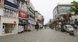 이젠 여름방학이네 대학가 상권 보릿고개 언제까지