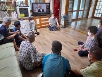 김제시 봉남면 권혜경 신임 면장, 경로당·기관 방문 면정 시작