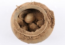 남원 유곡리·두락리 고분군 제30호분에서 도굴 이후 남은 무기류 등 수습