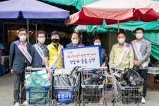 군산시 전통시장 장보기 행사 통해 상인들 격려
