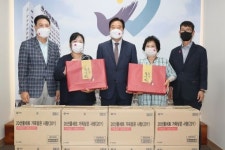 우석대 남천현 총장, 환경미화원에게 추석맞이 선물 전해