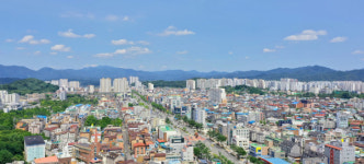 푸른 하늘과 전주도심