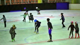 시원한 실내 스포츠로 무더위 잊어요 전주시설공단 스케이트와 인라인 특강 운영