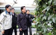 심덕섭 고창군수, 적극적인 특화작물 육성으로 농업위기 극복 할 것