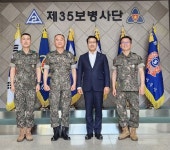최경식 남원시장, 오혁재 35사단장과 환담