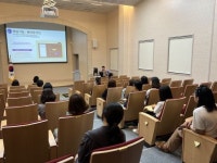 군산교육지원청 우리 아이들은 스마트기기로 교실에서 무엇을 할까라는 주제 연수