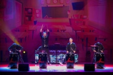 소극장에서 꿈을 두드린다…(사)타악연희원 아퀴 비트 오브 스쿨 4일 서학예술극장에서 공연