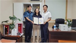 금융기관 사칭  보이스피싱 피해 막은 농협 직원에 감사장
