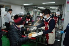 범방군산지구, 경로식당 무료 급식 봉사