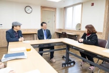 정헌율 익산시장, 설 앞두고 일선 사회복지시설 직접 방문