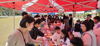 산간 벽지 무주 구천초등학교, 특별한 바자회서 마련된 성금 기탁