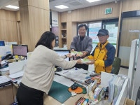 김제 광활농협 농업인의 날을 맞아 가래떡 나눔행사 진행