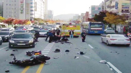 전주 한 사거리서 SUV차량이 오토바이 추돌…1명 숨져