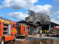 전주 한 태양광 구조물 제조공장서 불…인명피해 없어