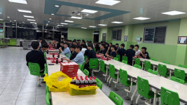 전주 완산고 재경 동문회, 모교기숙사생에게 선물과 간식 제공