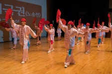 안골노인복지관 어르신들 작품발표회 성황리 끝나