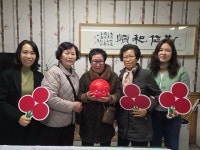 여의동 백우동산 경로당, 사랑의 저금통 기탁