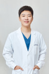 [박정기 원장 건강칼럼] 임플란트 건강하게 오래 사용하고 싶다면? 치과 선택 및 세심한 사후관리 중요