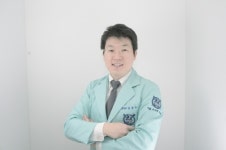 [정광수 원장 건강칼럼] 네비게이션 임플란트, 정확한 디지털 방식 치료로 치과 공포증 덜어줘