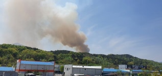 경북 구미시 선기동 산불 발생...큰불 잡아