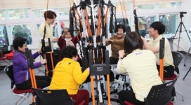 어르신들 치매퇴치 체조, 즐거움도 배가