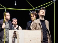 “극장으로 문화피서 떠나요”