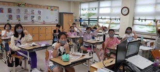 대촌중앙초, ‘사랑의 마스크 나눔’ 행사
