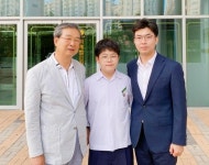 강대석 회계사 3부자, 인재육성 등 잇단 기부 눈길