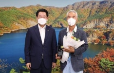 전남도, 박용하 ㈜와이엔텍 회장 감사패 수여
