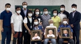 담양 무정면 지사협, 장수 어르신 사진 액자 전달