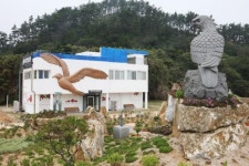 ‘철새 휴게소’ 흑산도 새공예박물관 눈길