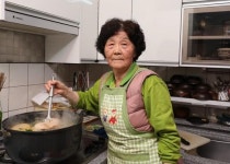 [남도밥상을 지키는 사람들](7)나주시 산포면 등정리 금와마을 이미례 씨 ‘홍어애보리국’