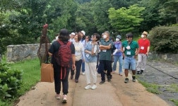 ‘숲에서 쉬어가다’ 지리산 역사여행 인기
