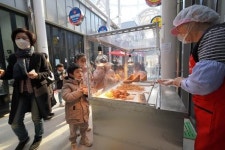 “금요일엔 야시장으로~”  해남 매일시장 야간 개장