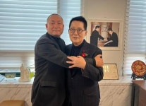박지원 前국정원장 “김원이 예비후보 지지”