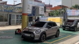 “고물가 불경기에 기름값 한 푼이라도 아껴야죠”